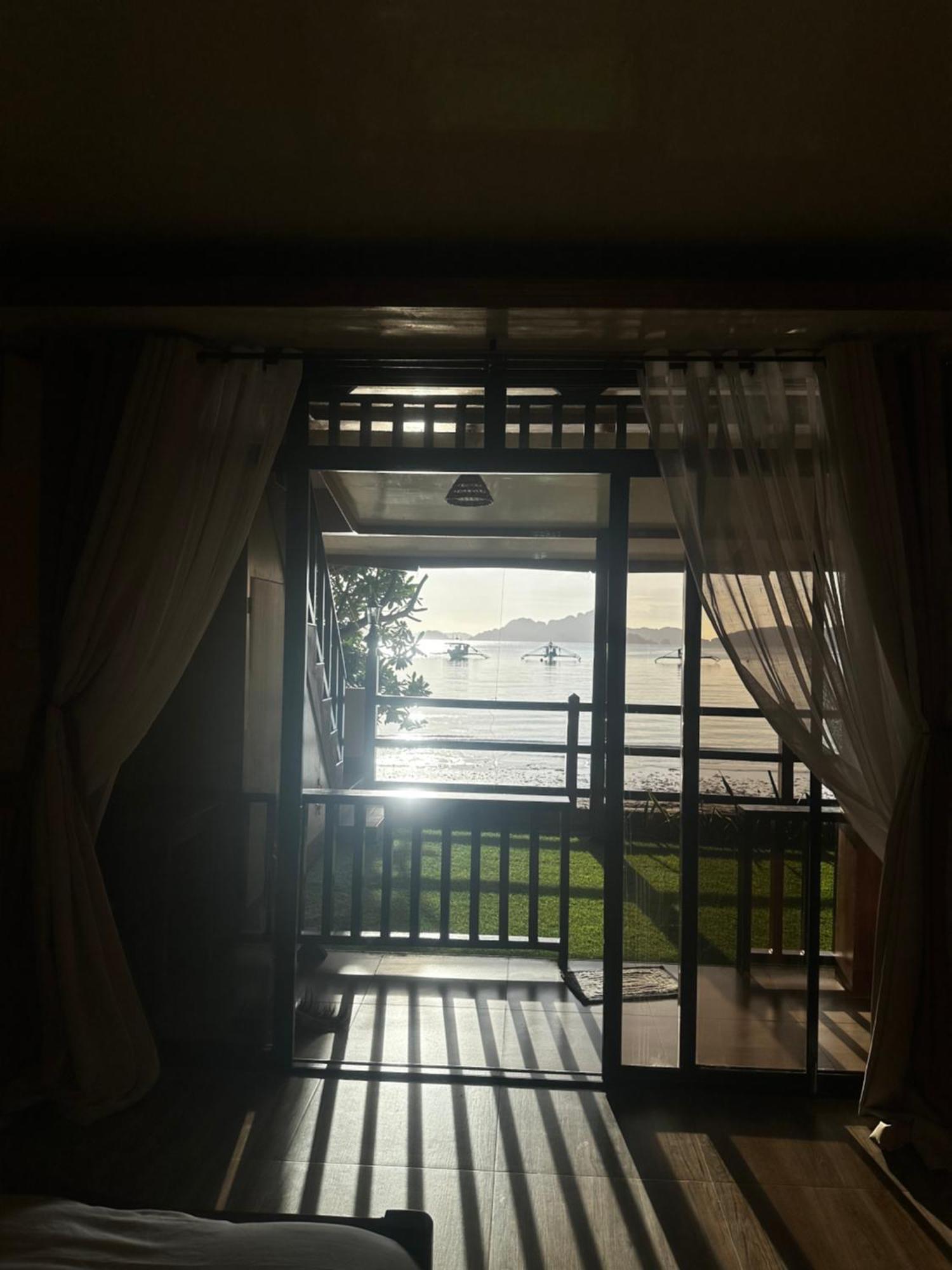 Fabregas Beach Cottages El Nido Luaran gambar